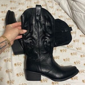 Black cowboy boots